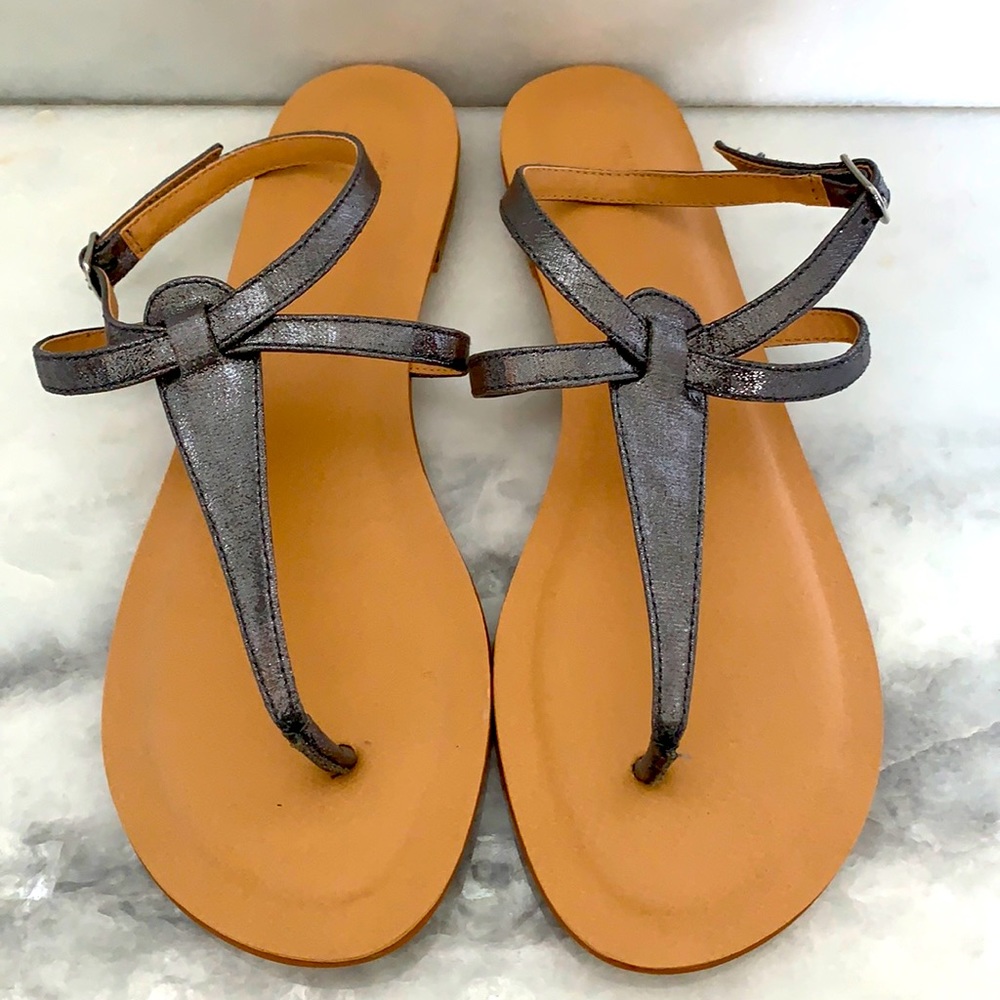 VGUC Ann Taylor Loft Gunmetal Gladiator Sandal, 9